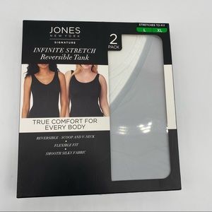 Jones New York  Infinite stretch reversible tanks